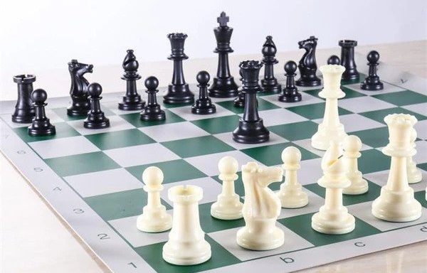 Club Chess Sets