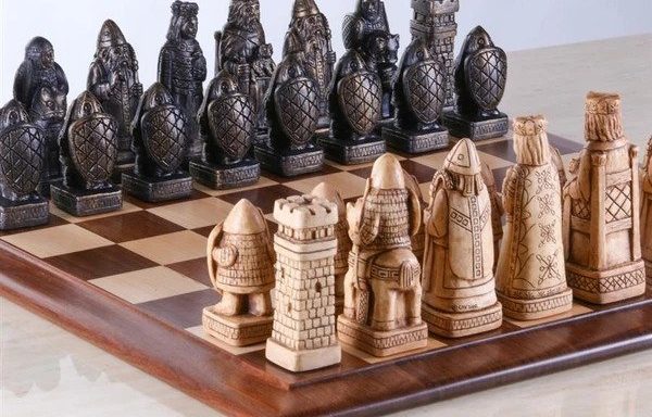 Heirloom Collection Chess Sets