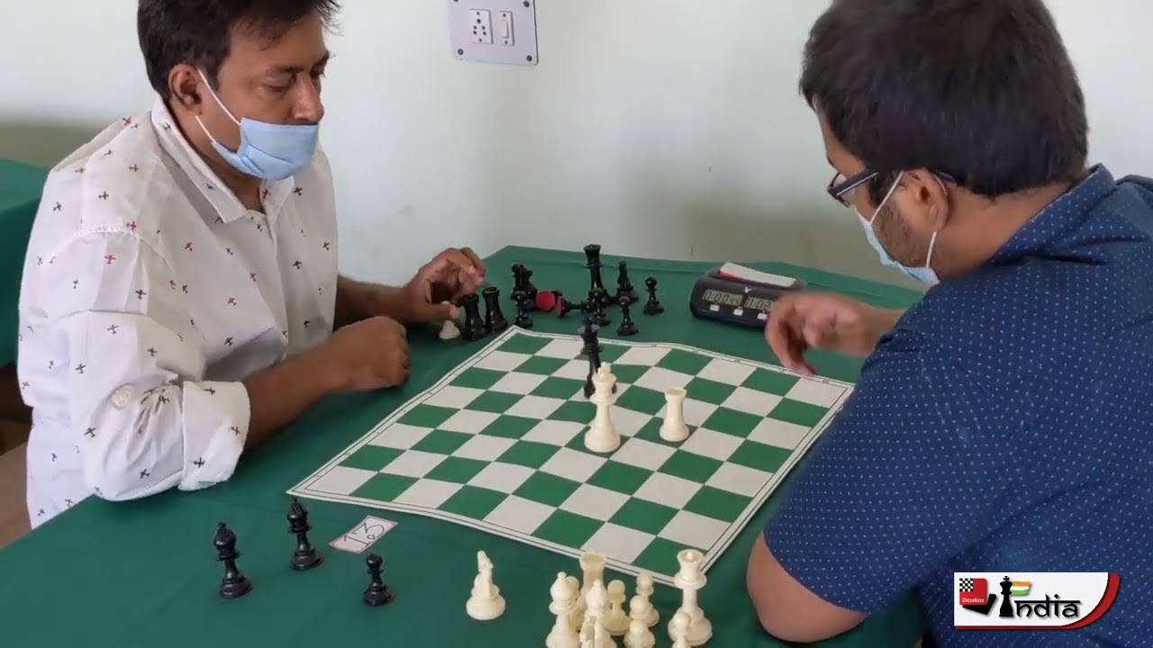How to checkmate with a lone rook in less than 30 seconds | Tamal vs Ayan